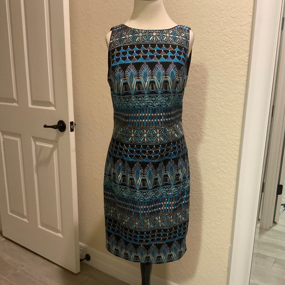White House Black Market Sheath Dress Metallic Embroidered Sz 6 NWOT